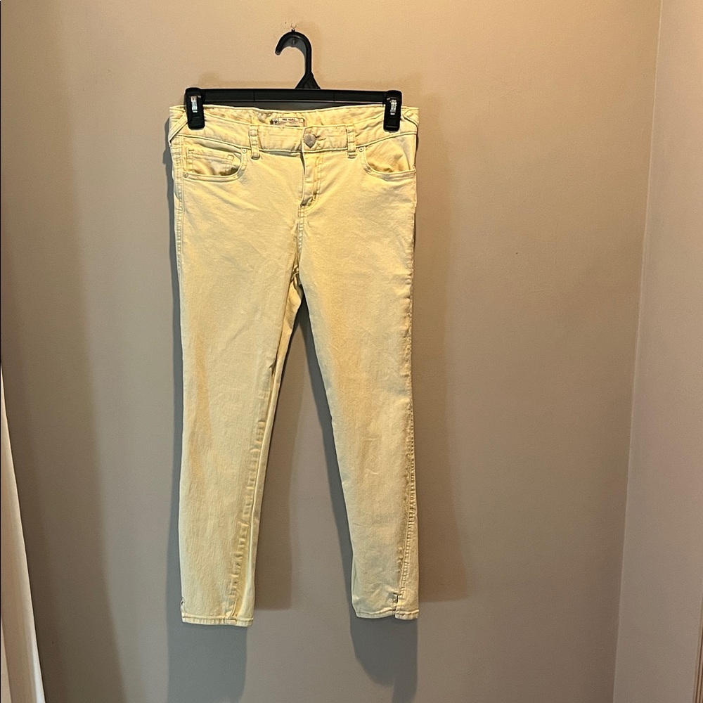 Free People Light Creamy Yellow Skinny Jeans